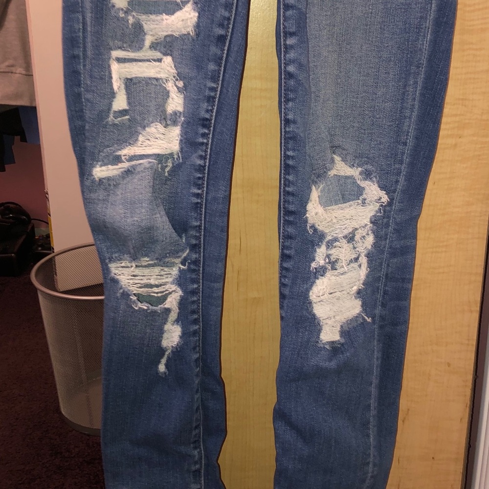 Blue Jeans - Picture 2 of 2